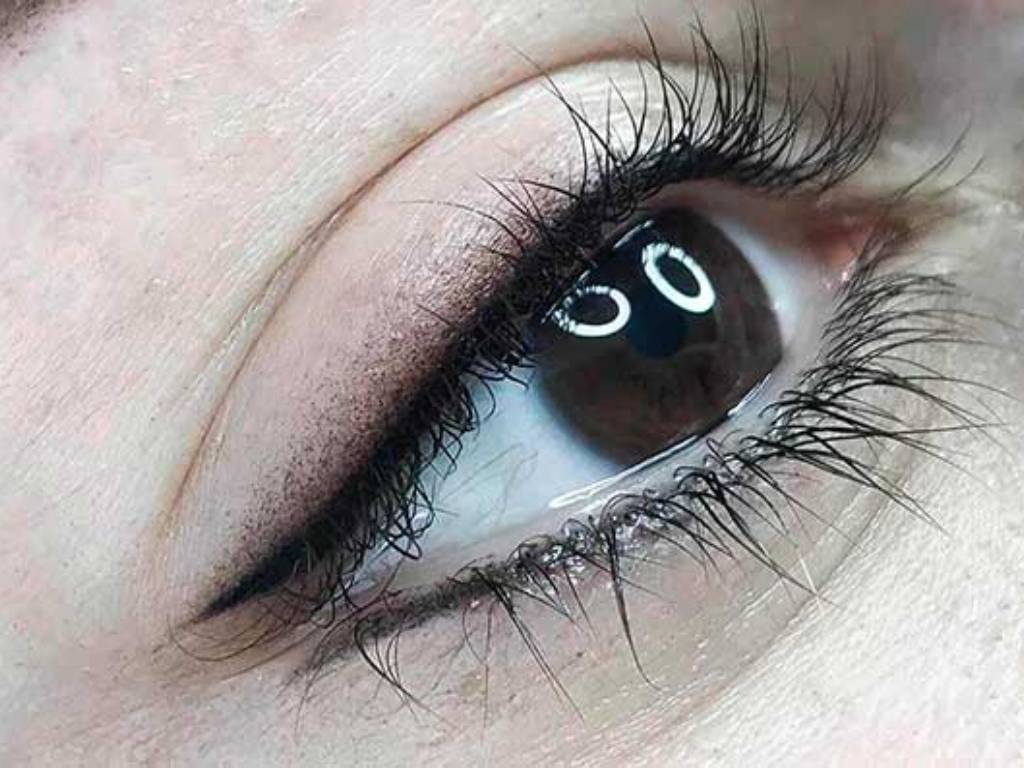 بن مژه و خط چشم دائم